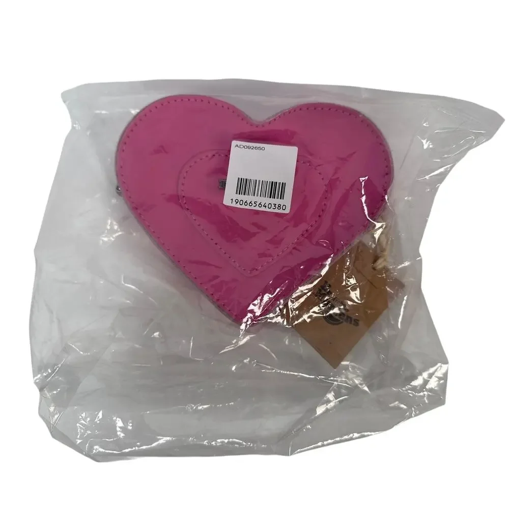 Dr. Martens Mini Heart Shaped Crossbody Bag Fondant Pink Kiev‎ Leather 2 Straps